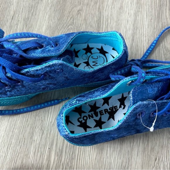 Converse Blue and Teal Women's Shoes - Picture 2 of 8